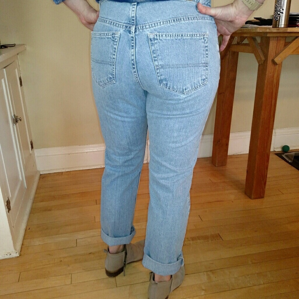 Tommy Hilfiger High Rise Classic Fit Jeans - Picture 2 of 8